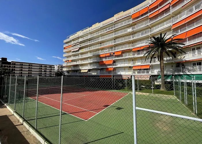Torre Irta Family Complex Lek