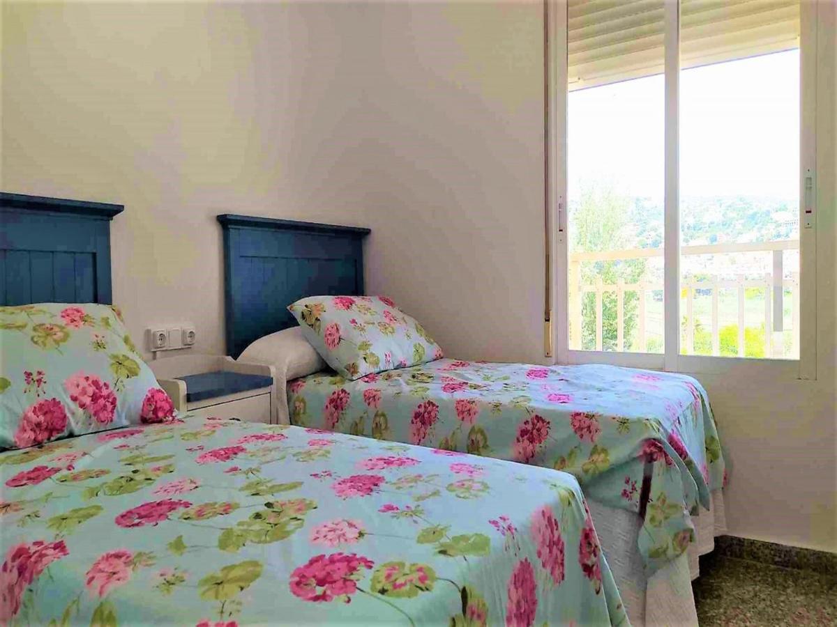 Torre Irta Family Complex Lek Apartment