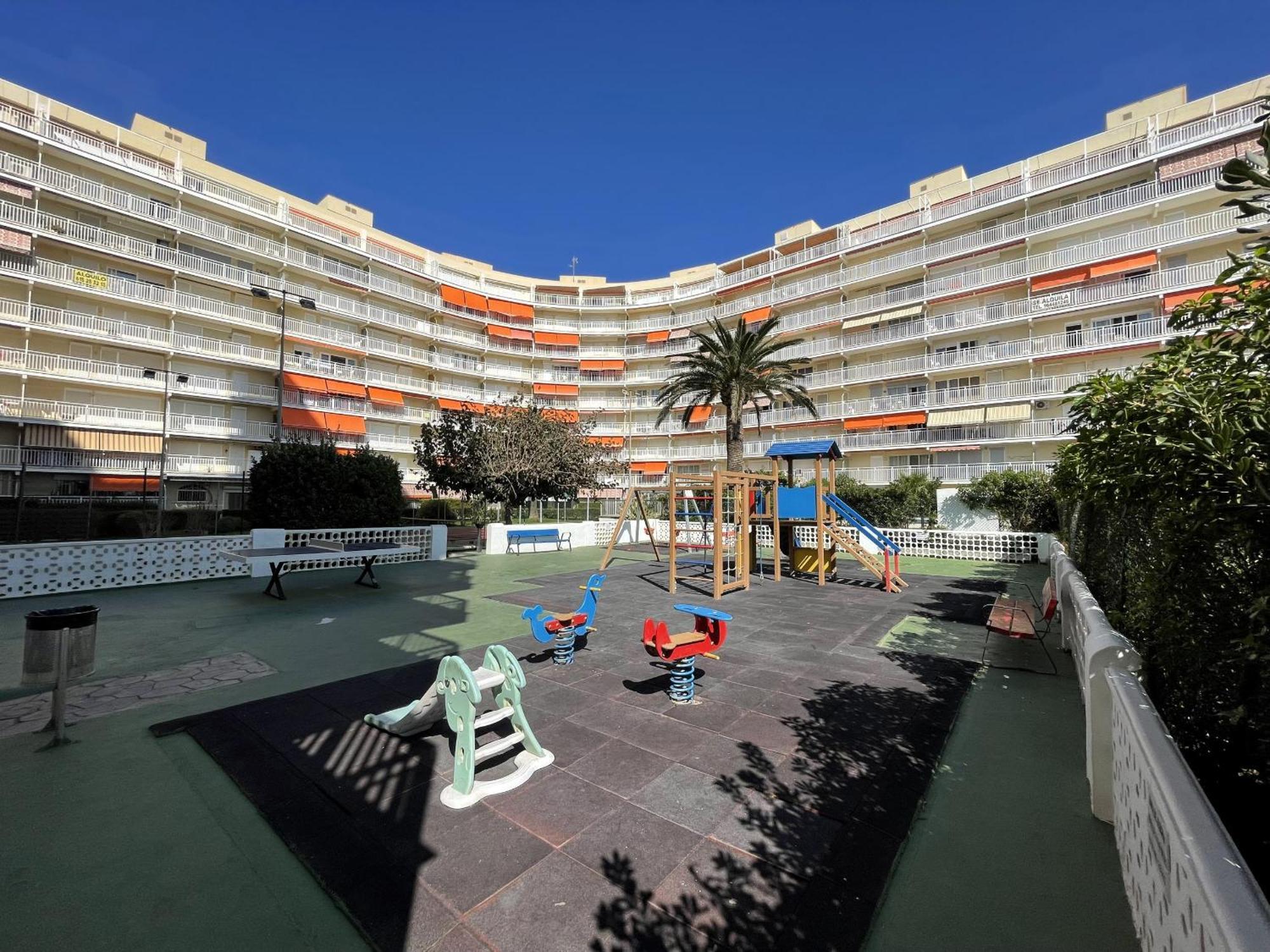 Appartement Torre Irta Family Complex Lek *